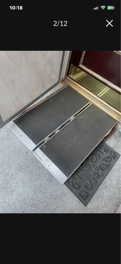-Prairie View Industries, Inc. aluminum Wheelchair ramp