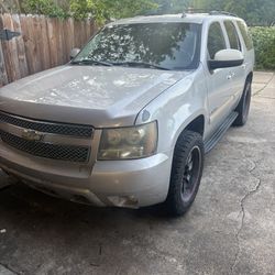 2007 Chevy Tahoe 2wd