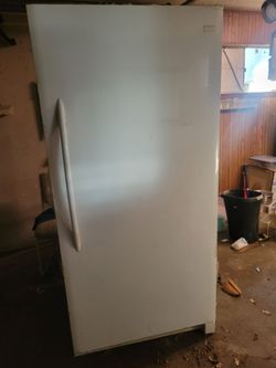 Upright freezer 20 cubic ft