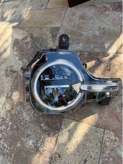 2025 Ford Bronco OEM Factory Headlight $500