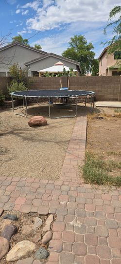 Trampoline