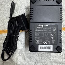 Snap On 14.4 Volt Charger