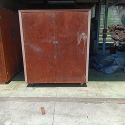 2 Rolling Storage Cabinets With Shelves Solid And In Great Condition 