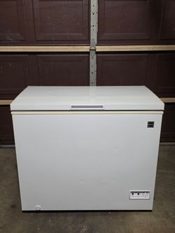 RCA 7.1 Cu.ft Chest Freezer