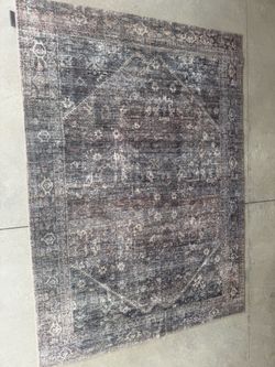 Amber Lewis x Loloi 5' x 7' Area Rug- New/Never Used