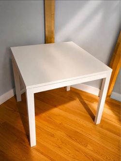 White Square Side Table – Good Condition