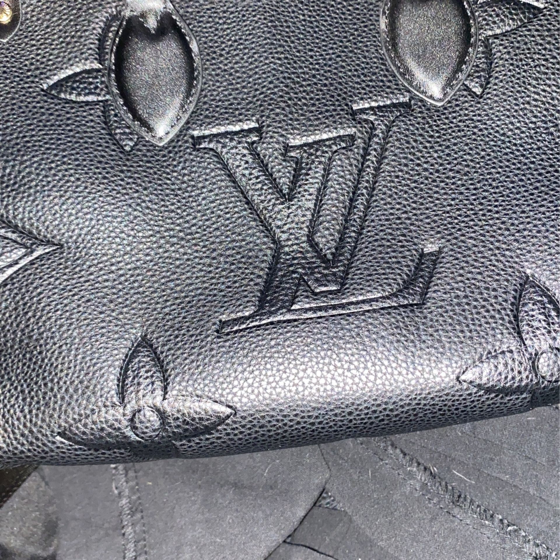Brand New Louis Vuitton Purse for Sale in Phoenix, AZ - OfferUp