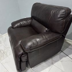 Galleria Furniture Electric Leather Recliner Sofa