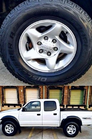 $1,4OO I'm selling urgentl 2OO4 Toyota Tacoma.