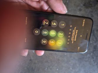 $80 locked but works no scratches no cracks
