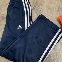 Adidas Pants For Boy , Size: 7 Price :10