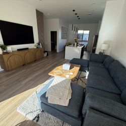 Couch - Ashwell 5 Peice Sectional 
