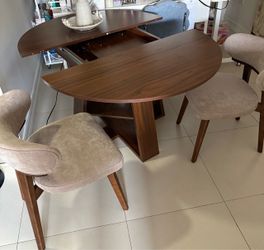 Dining Set with 4 chairs