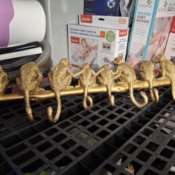 Monkey Towel Hooks