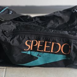 Speedo swim gym duffle bag - Like new