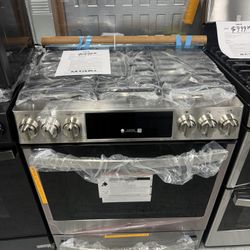 GE Profile Slide In Gas Range With Convection And Air Fly