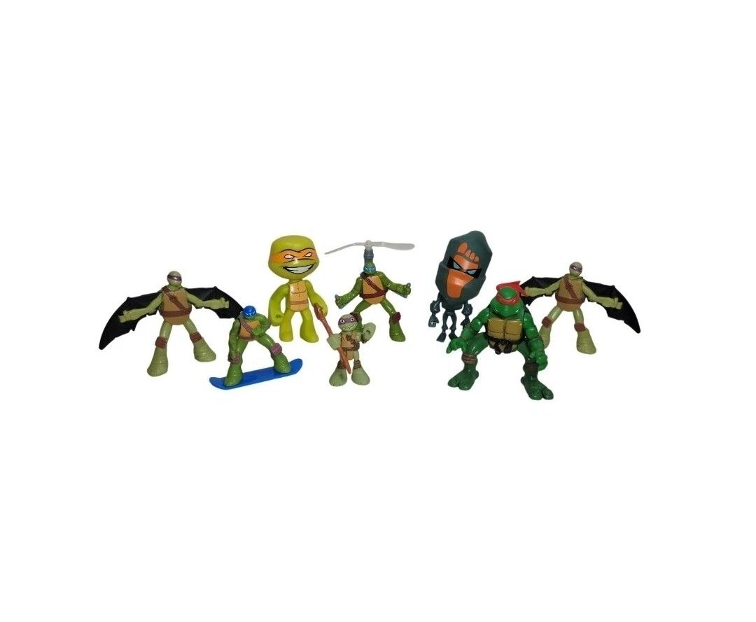 Teenage Mutant Ninja Turtles Bundle Of 8 Toys Action Figures TMNT