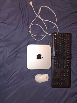 Apple Mac Mini with Accessories