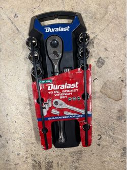 Duralast 18 piece socket wrench set