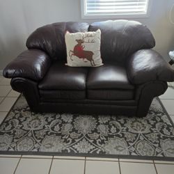 Use Couch in Good Condition 
