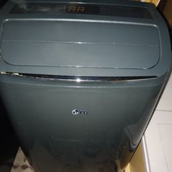 LG 12,000 BTU AC Portable/Heater