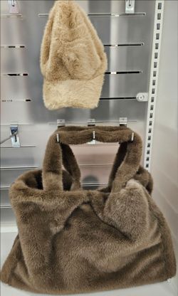Catherine Malandrino Faux-Fur Tote Bag Top Handle w Tan Color Bill Hat
