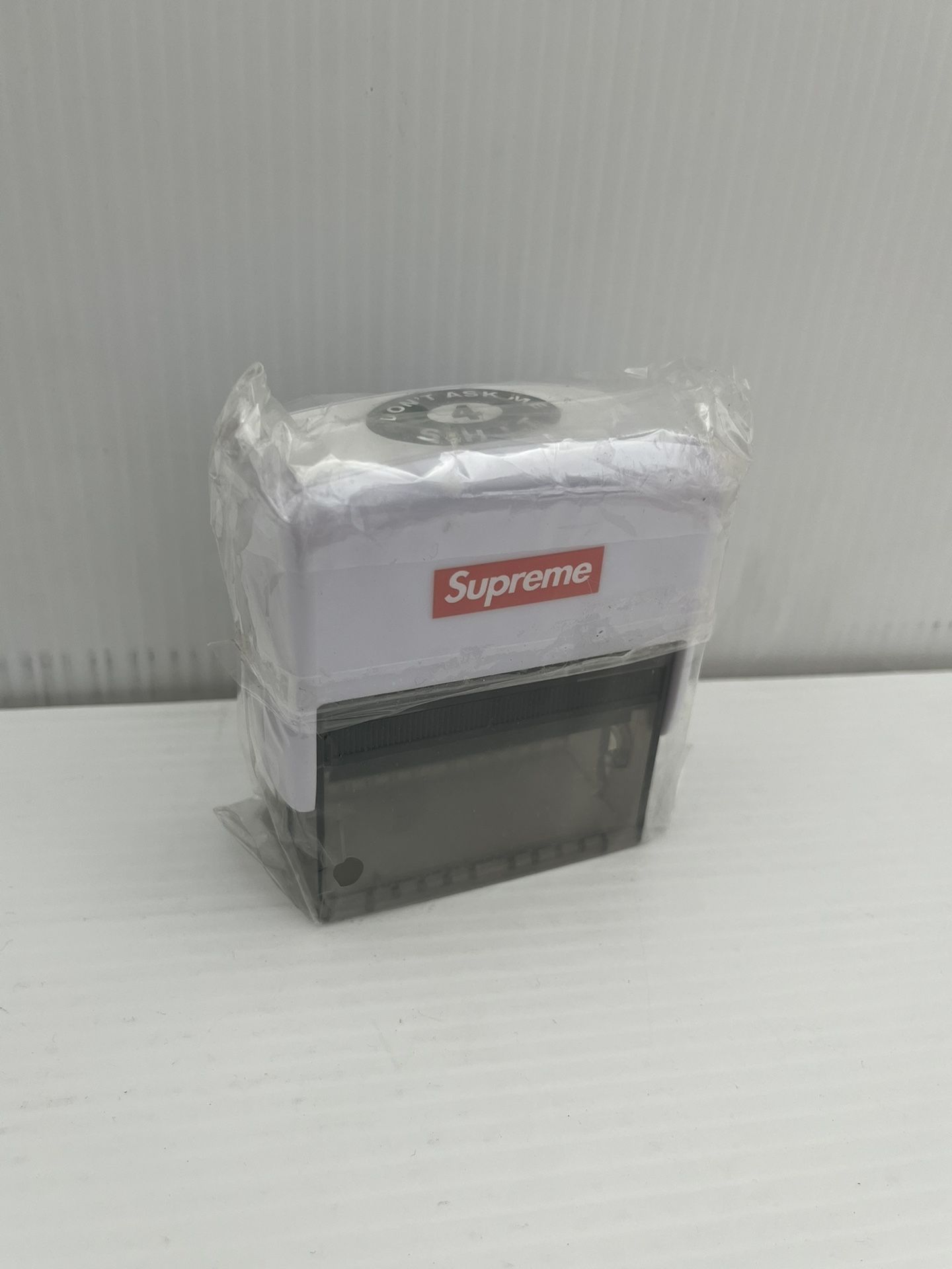 New SS18 Supreme Box Logo "Don't Ask Me 4 Sh*t" Stamp Accessory