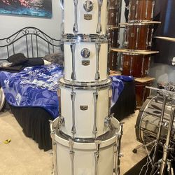 Tama Artstar II Piano White 4pc Kit 