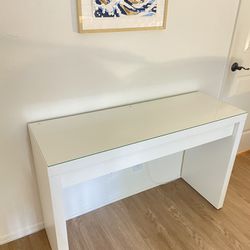 White Vanity/Desk with Glass Top
