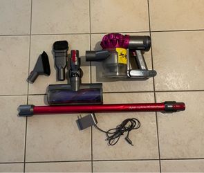 Dyson Motorhead Wireless Vacuum Cleaner with Accessories
