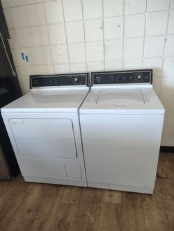 Maytag natural gas top load washer dryer  heavy duty súper capacity In Excellent Working Condition