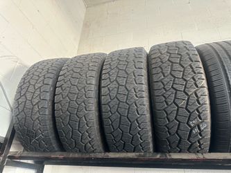 SET OF TIRE 275 60 20 PATHFINDER 85% LIFE