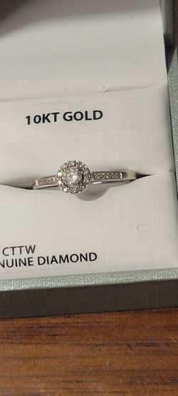 10k solid  gold Diamond ring