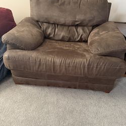 Brown Chair/Couch Furniture