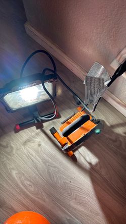 Husky LED Work Light