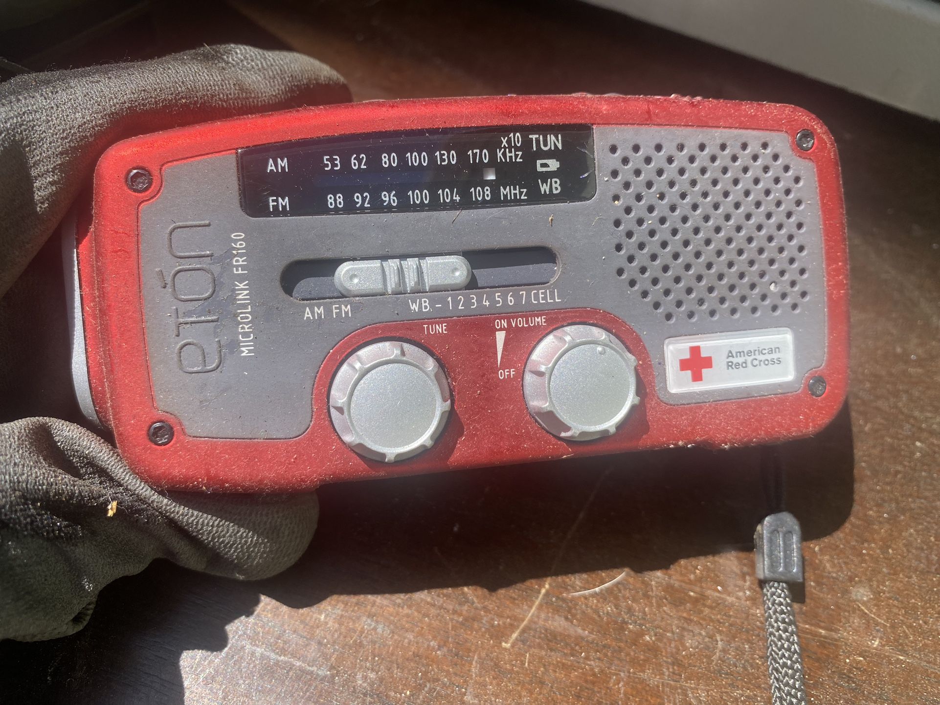 Eton FR160 microlink American Red Cross radio flashlights