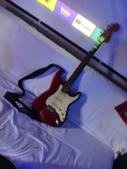 Squier Stratocaster By Fender