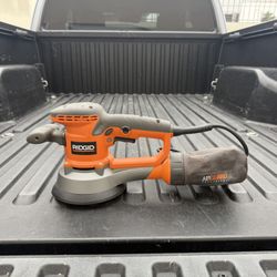RIDGID 4 Amp Corded 6 in. Variable-Speed Dual Random Orbital Sander w/AIRGUARD Technology