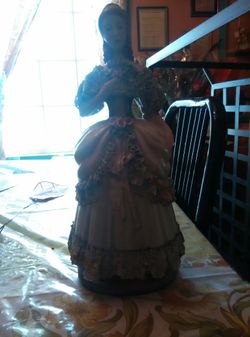 Antique figurine