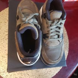 Kids Jordan 4 Retro Olive