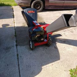 Yardmachine Woodchipper 