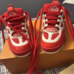 Women’s Size 37 LV skateboard sneakers