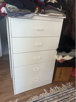 Drawer / dresser
