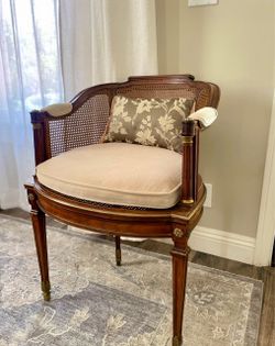 Antique Cane Chair (Free)