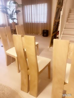dining chair— set of four 4 contemporary chairs