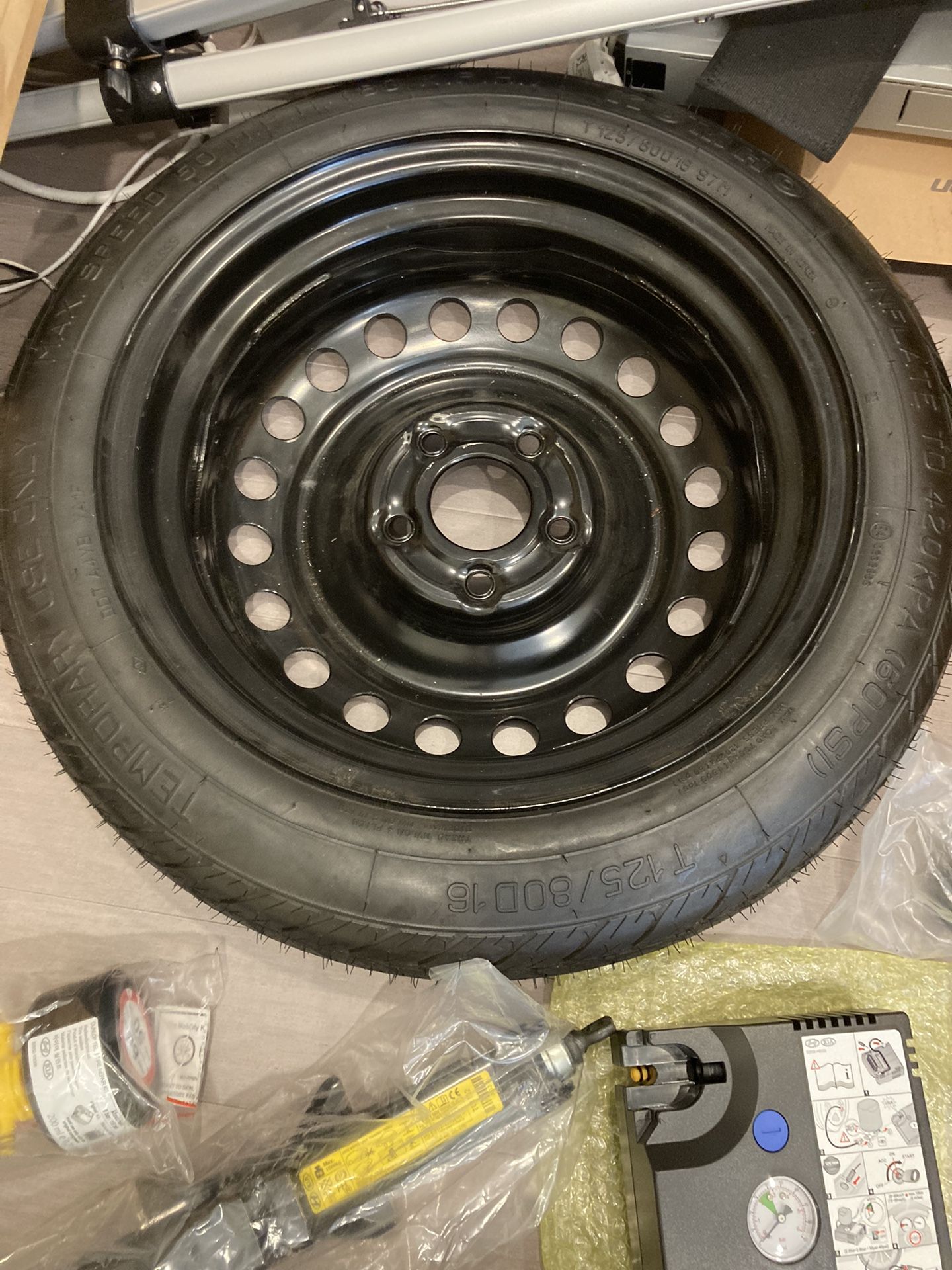 Kia Niro Spare Tire With Mobility Kit