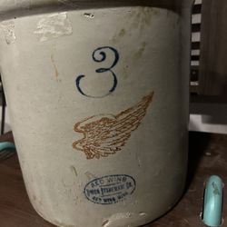 Antique Redwing 3 Gallon Crock