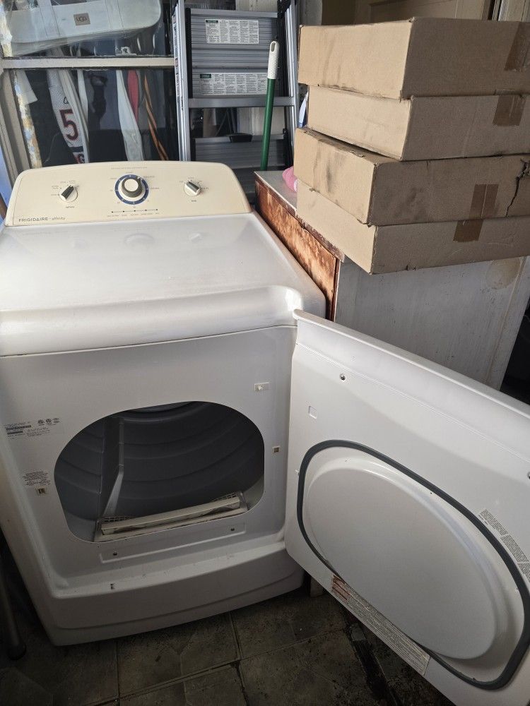 Frigidaire Gas DRYER FARG1011MWO FOR PARTS