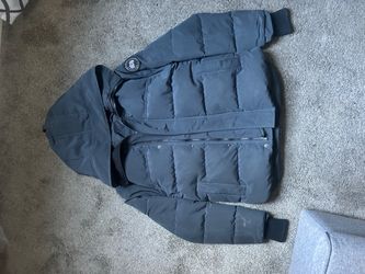 Grey Canada Goose, Black Logo