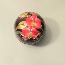Vintage Floral Lacquer Wood Trinket Box